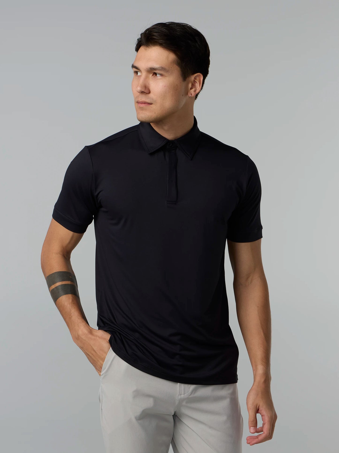 Tour Black